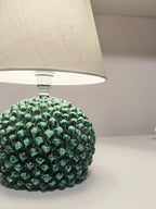 Lampada modello pigna in ceramica di Caltagirone