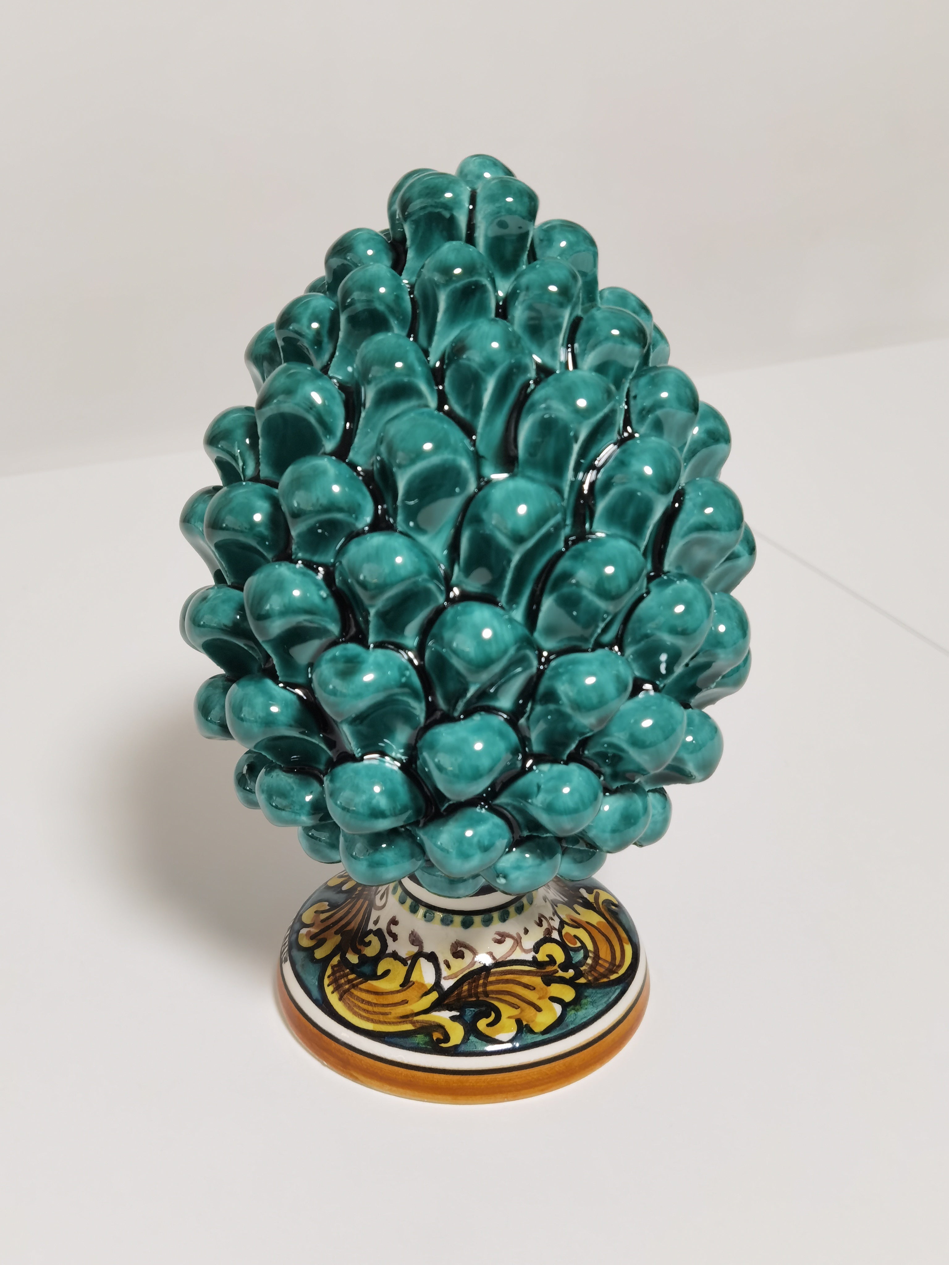 Pigna Verde Decorata 20 cm – Ceramica di Caltagirone Fatta a Mano