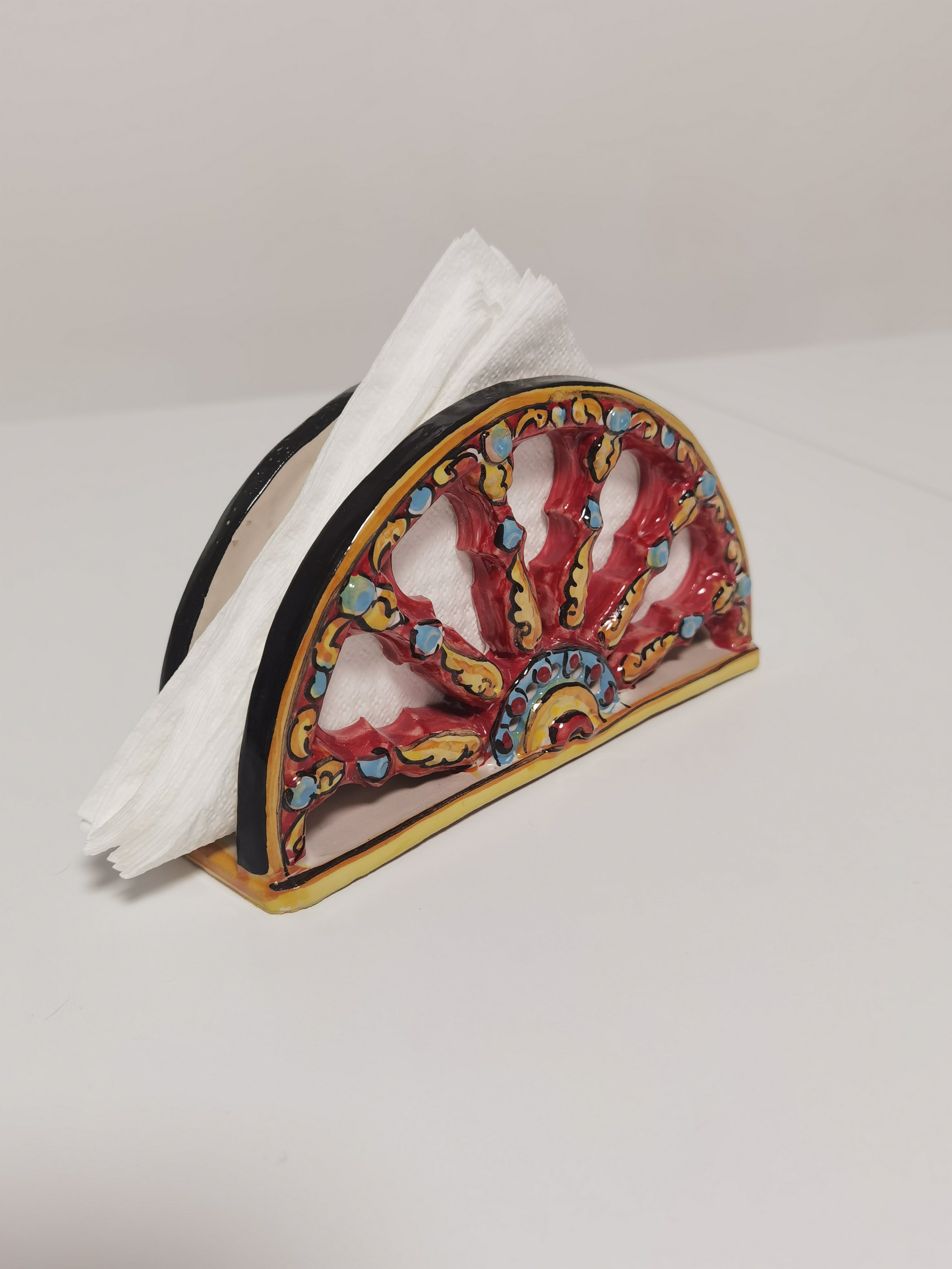 Porta tovaglioli ruota di carretto in ceramica di Caltagirone
