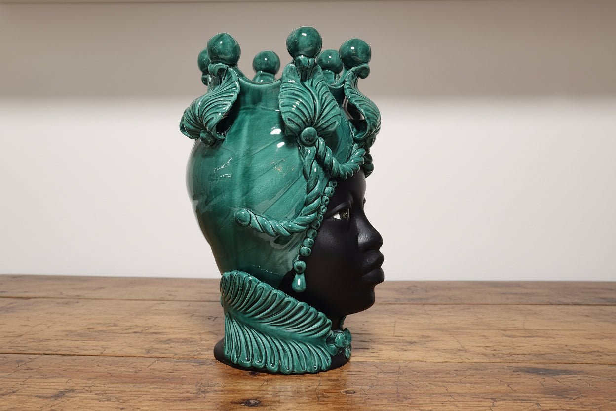 Testa di Moro Donna in Ceramica di Caltagirone – Handmade – 40 cm